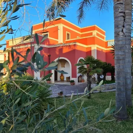 Panoramic House With Balcony *